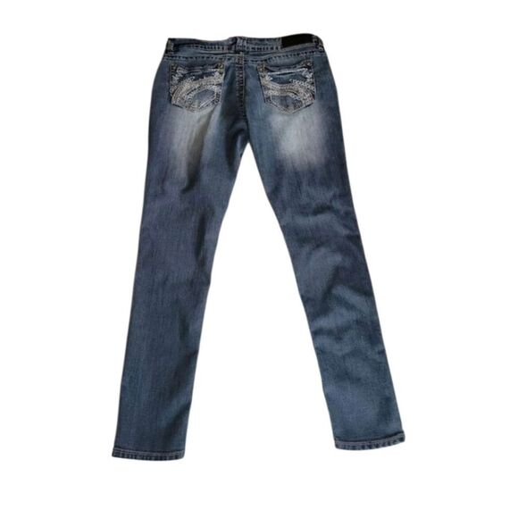 Rue 21 Twenty one  Ladies  Regular Low Rise Skinny Blue Denim Jeans Size 9/10R - Picture 2 of 15